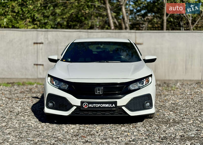 Хэтчбек Honda Civic 2016 в Киеве фото 2 Хэтчбек Honda Civic 2016 в Киеве
