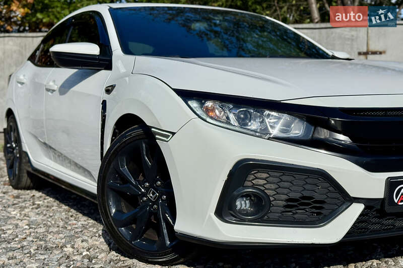 Хэтчбек Honda Civic 2016 в Киеве фото 4 Хэтчбек Honda Civic 2016 в Киеве