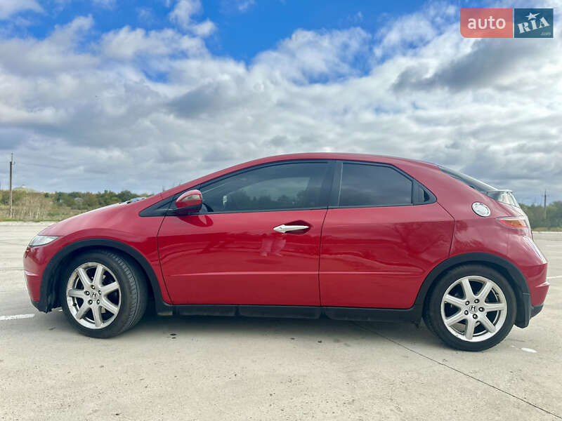 Хэтчбек Honda Civic 2008 в Николаеве фото 8 Хэтчбек Honda Civic 2008 в Николаеве