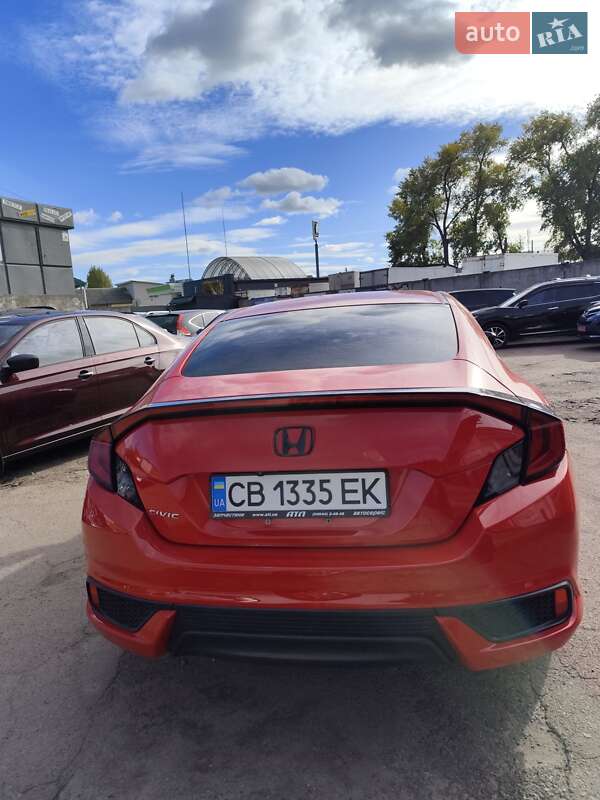 Купе Honda Civic 2017 в Чернигове