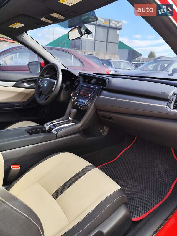 Купе Honda Civic 2017 в Чернигове