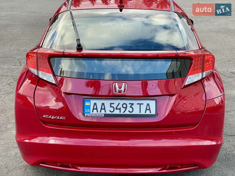 Хэтчбек Honda Civic 2013 в Киеве