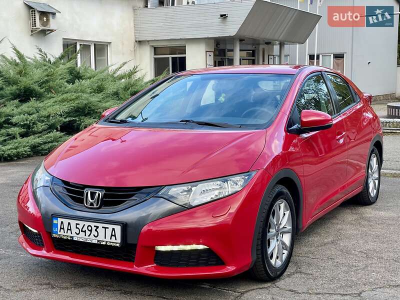 Хэтчбек Honda Civic 2013 в Киеве