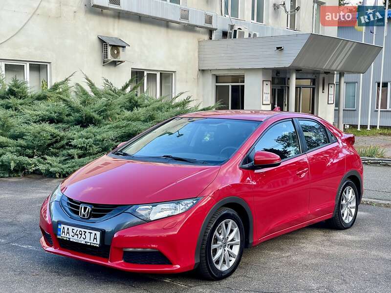 Хэтчбек Honda Civic 2013 в Киеве