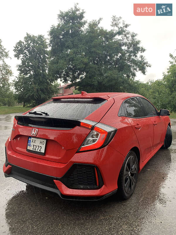 Хэтчбек Honda Civic 2017 в Харькове