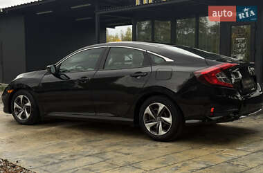 Седан Honda Civic 2019 в 