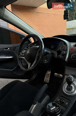 Хетчбек Honda Civic 2008 в  фото 9 Хетчбек Honda Civic 2008 в