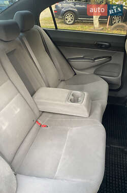 Седан Honda Civic 2007 в  фото 21 Седан Honda Civic 2007 в