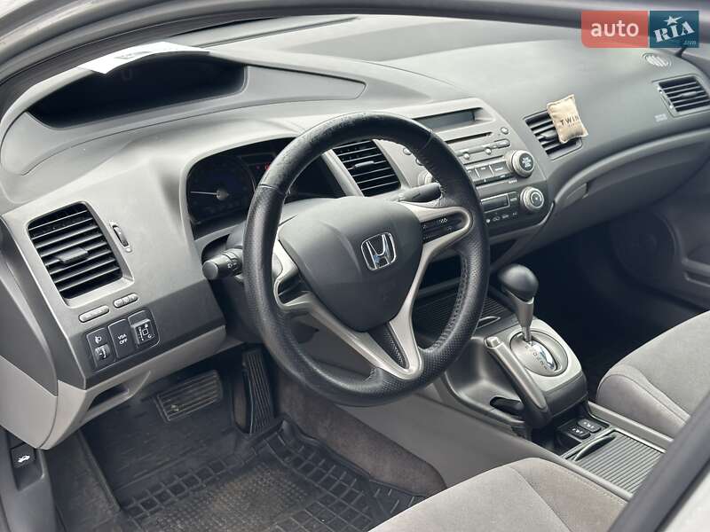 Седан Honda Civic 2007 в Киеве