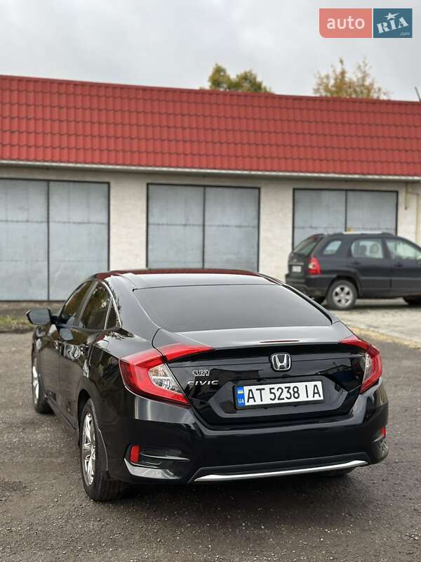 Седан Honda Civic 2019 в Івано-Франківську
