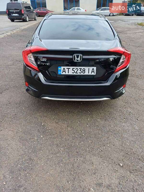 Седан Honda Civic 2019 в Івано-Франківську