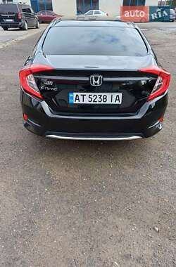 Седан Honda Civic 2019 в 