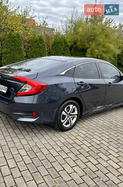 Седан Honda Civic 2016 в 