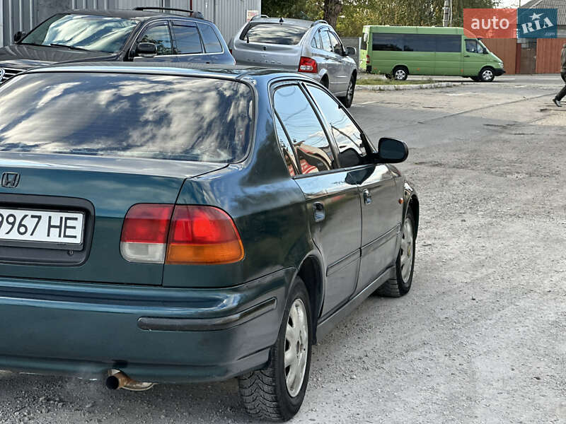 Седан Honda Civic 1997 в Дніпрі