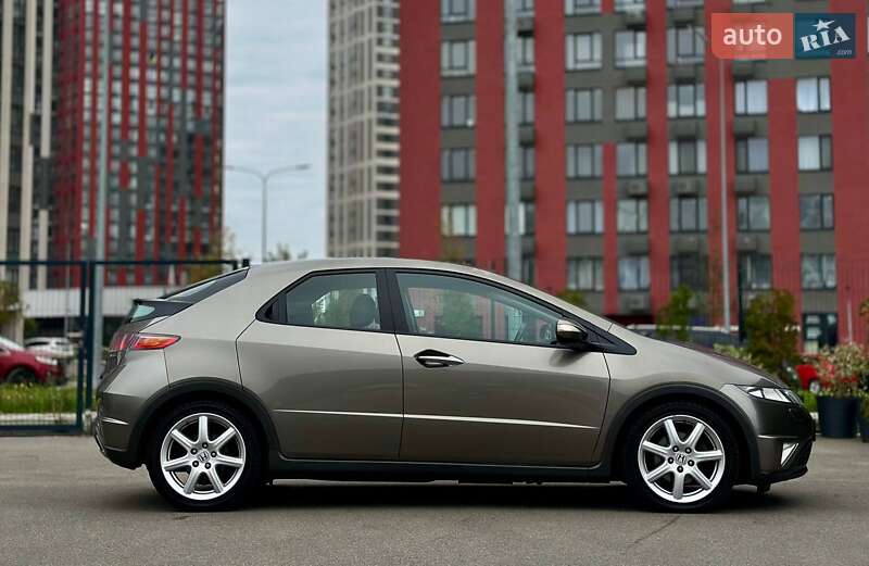 Хетчбек Honda Civic 2008 в Києві фото 8 Хетчбек Honda Civic 2008 в Києві