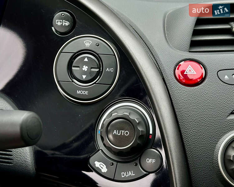 Хетчбек Honda Civic 2008 в Києві фото 25 Хетчбек Honda Civic 2008 в Києві