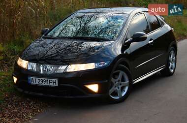 Хэтчбек Honda Civic 2006 в 