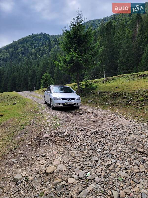 Седан Honda Civic 2007 в Києві