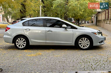 Седан Honda Civic 2012 в  фото 6 Седан Honda Civic 2012 в