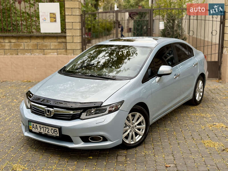Седан Honda Civic 2012 в Киеве фото 17 Седан Honda Civic 2012 в Киеве