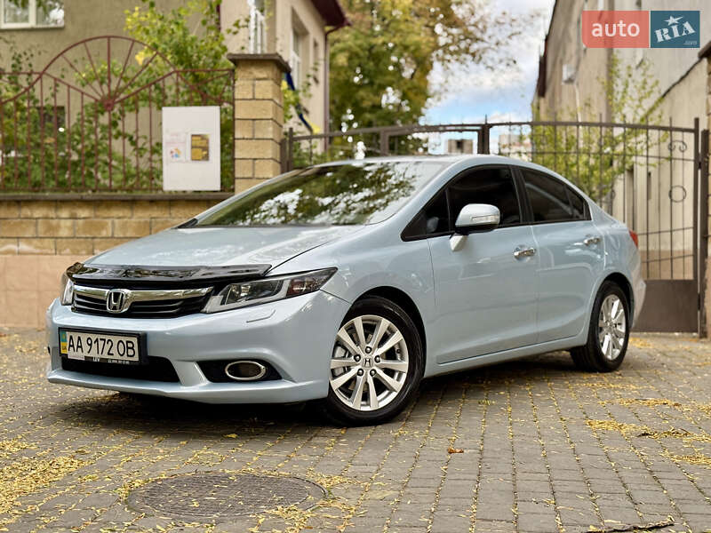 Седан Honda Civic 2012 в Киеве фото 19 Седан Honda Civic 2012 в Киеве