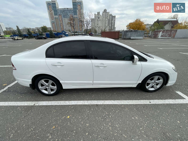 Седан Honda Civic 2008 в Києві