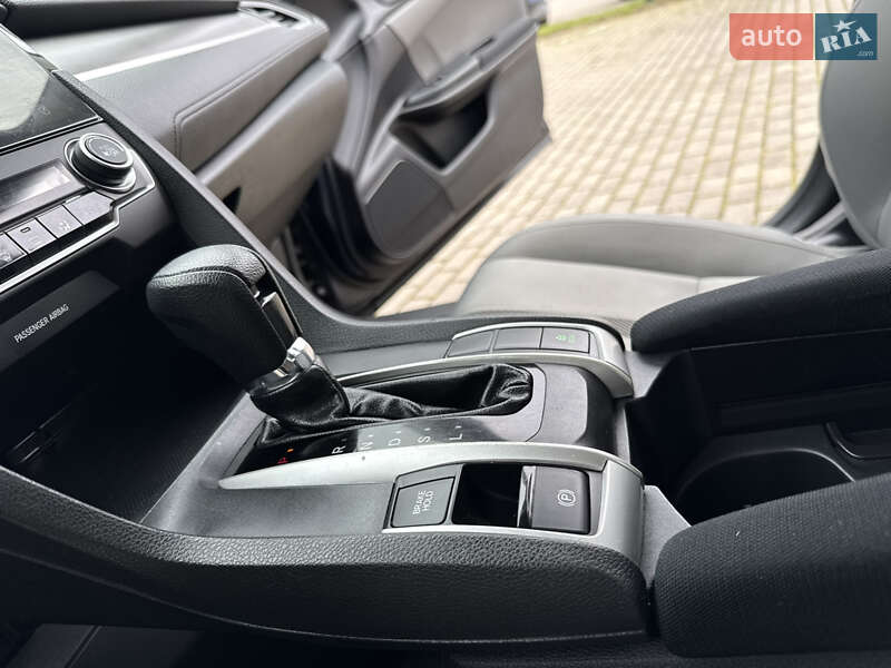 Седан Honda Civic 2016 в Львове фото 29 Седан Honda Civic 2016 в Львове