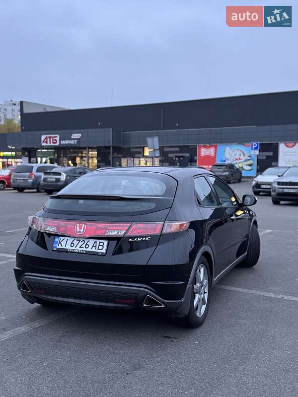 Хэтчбек Honda Civic 2007 в Киеве фото 5 Хэтчбек Honda Civic 2007 в Киеве