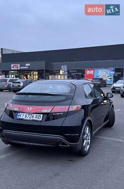 Хетчбек Honda Civic 2007 в  фото 5 Хетчбек Honda Civic 2007 в
