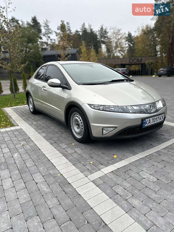 Хетчбек Honda Civic 2008 в Києві фото 2 Хетчбек Honda Civic 2008 в Києві