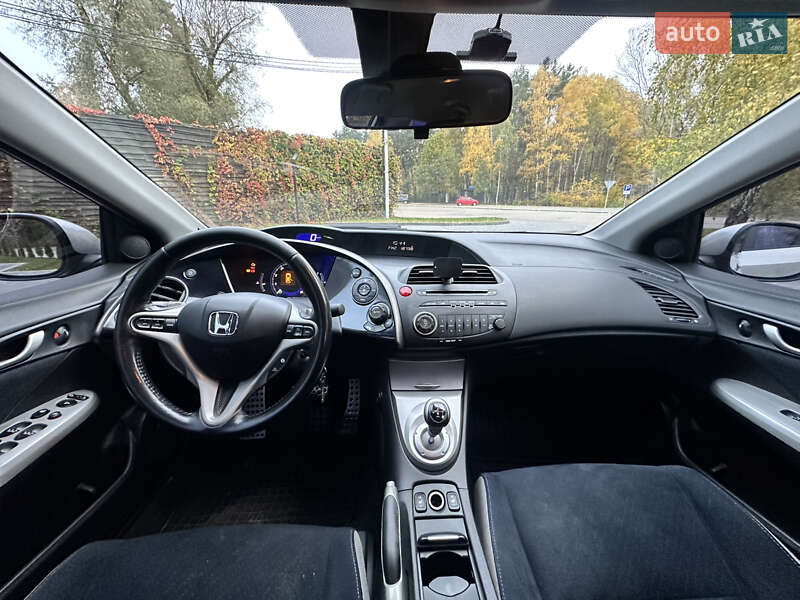 Хетчбек Honda Civic 2008 в Києві фото 6 Хетчбек Honda Civic 2008 в Києві