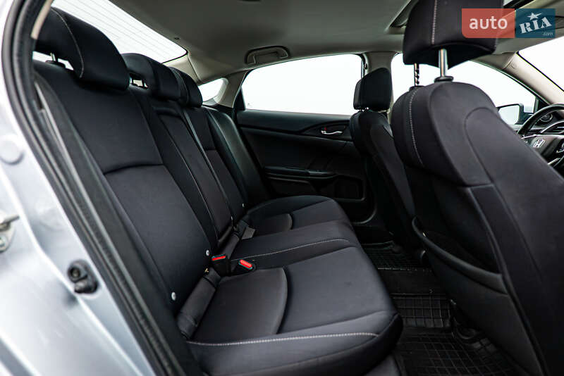 Седан Honda Civic 2018 в Києві фото 21 Седан Honda Civic 2018 в Києві
