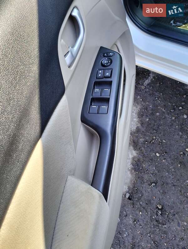 Седан Honda Civic 2013 в Запоріжжі фото 9 Седан Honda Civic 2013 в Запоріжжі