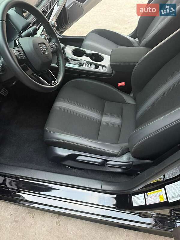 Седан Honda Civic 2024 в Гусятине