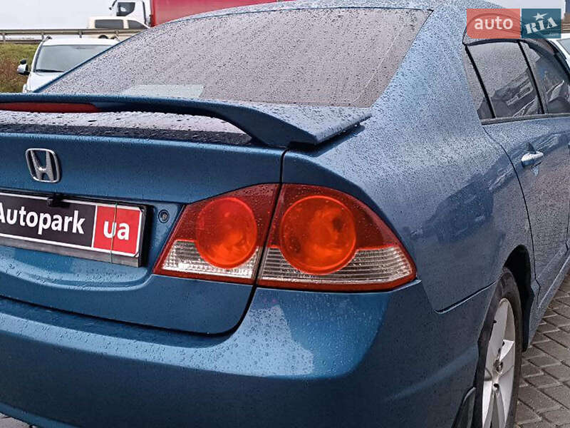 Седан Honda Civic 2007 в Львові