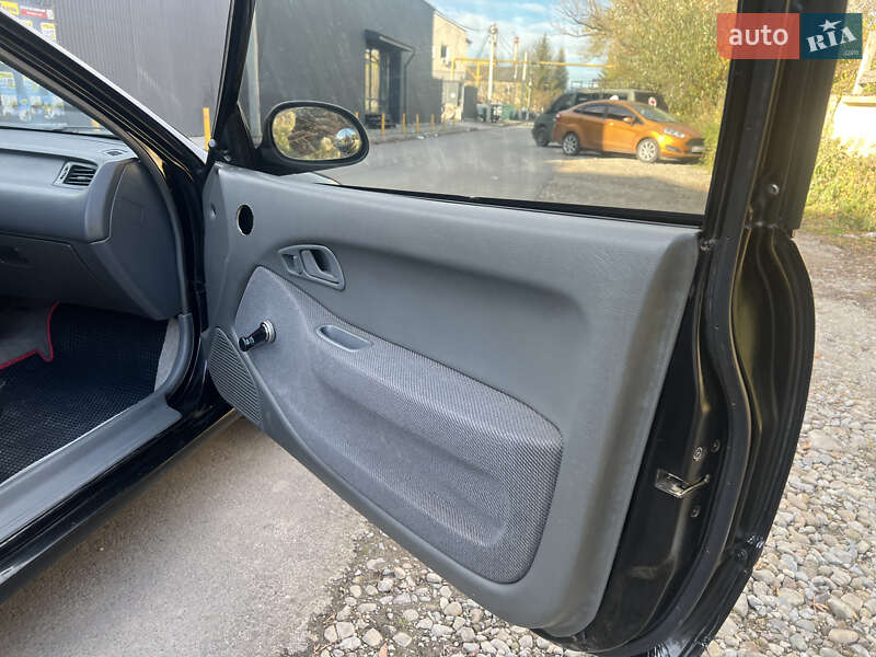 Хэтчбек Honda Civic 1995 в Ивано-Франковске фото 27 Хэтчбек Honda Civic 1995 в Ивано-Франковске