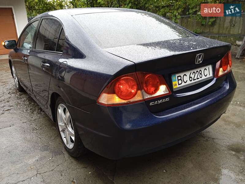Седан Honda Civic 2007 в Радехові
