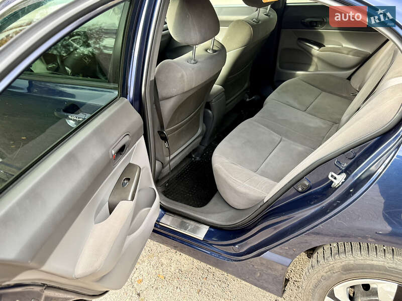 Седан Honda Civic 2008 в Каменском фото 14 Седан Honda Civic 2008 в Каменском