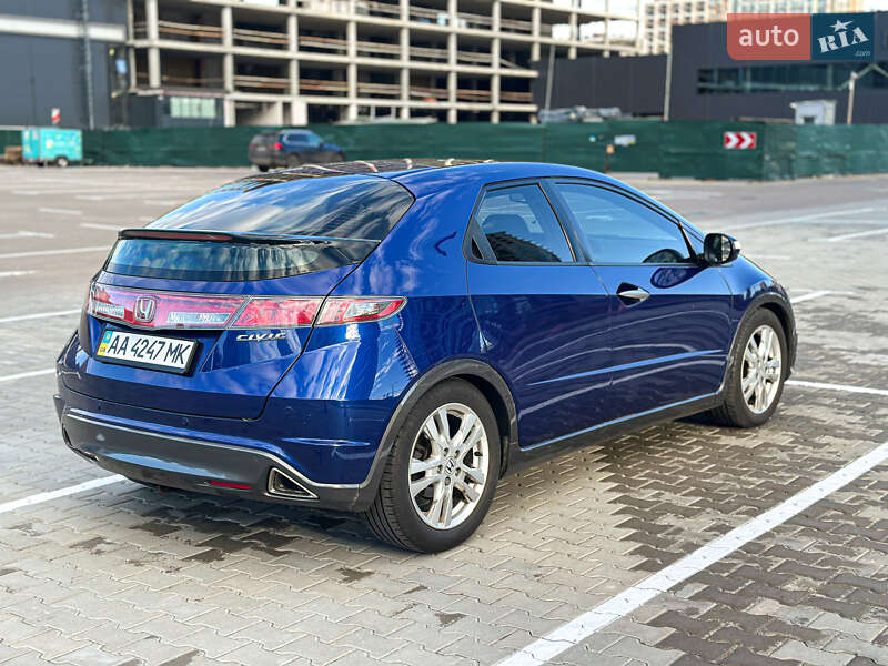 Хетчбек Honda Civic 2009 в Києві фото 6 Хетчбек Honda Civic 2009 в Києві