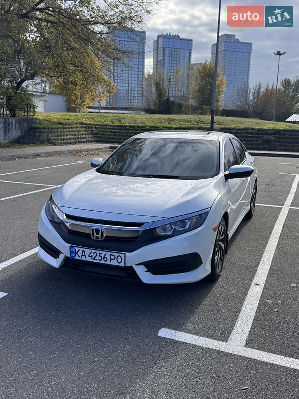 Седан Honda Civic 2017 в Киеве фото 2 Седан Honda Civic 2017 в Киеве
