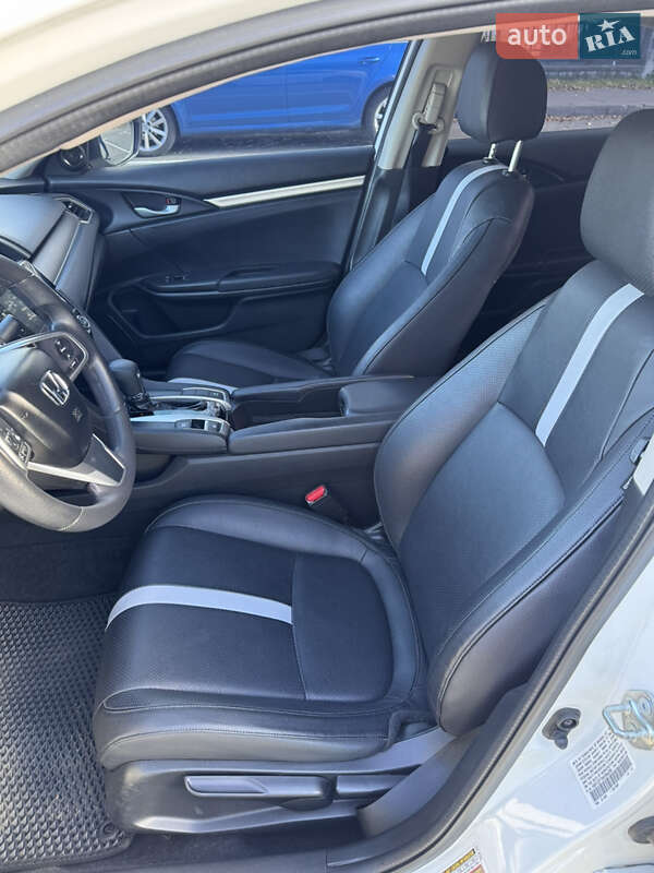 Седан Honda Civic 2017 в Киеве фото 17 Седан Honda Civic 2017 в Киеве