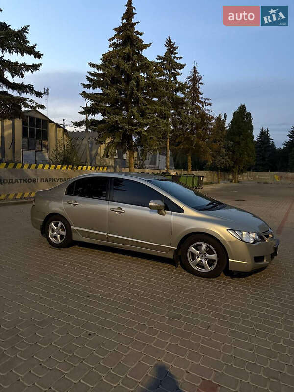 Седан Honda Civic 2008 в Вознесенске