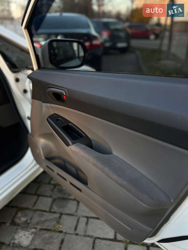 Седан Honda Civic 2007 в Івано-Франківську фото 12 Седан Honda Civic 2007 в Івано-Франківську