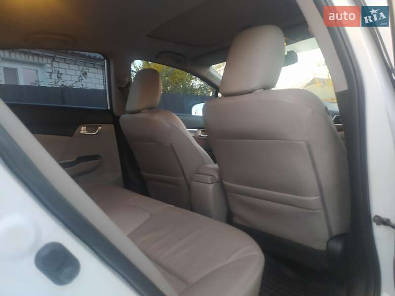 Седан Honda Civic 2013 в Калиновке