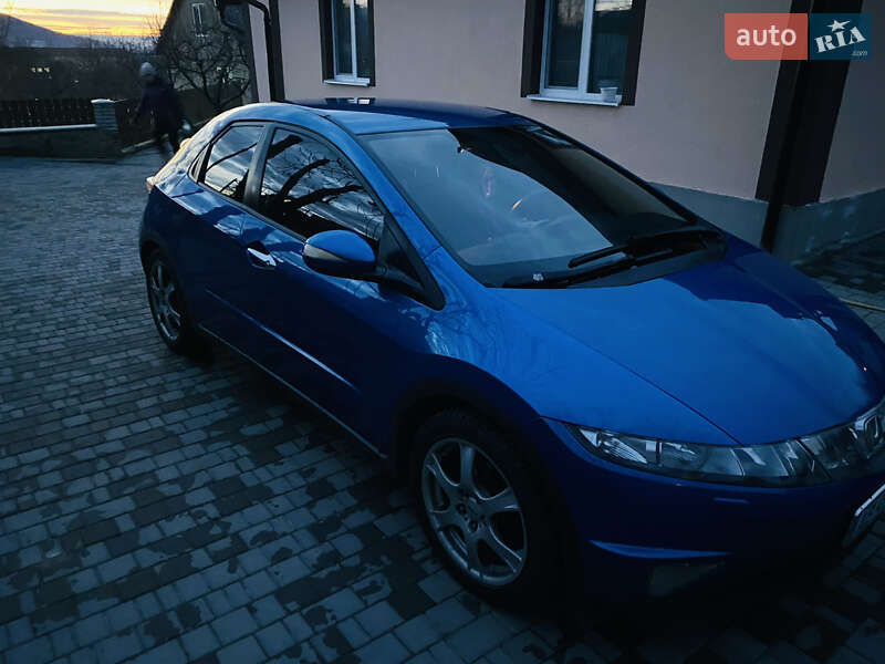 Хэтчбек Honda Civic 2007 в Могилев-Подольске фото 23 Хэтчбек Honda Civic 2007 в Могилев-Подольске