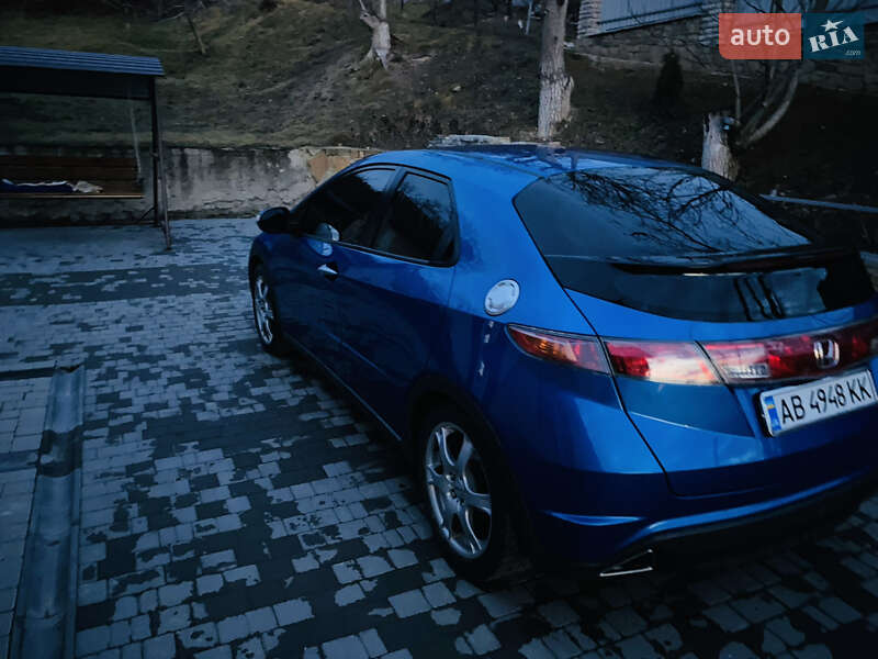 Хэтчбек Honda Civic 2007 в Могилев-Подольске фото 28 Хэтчбек Honda Civic 2007 в Могилев-Подольске