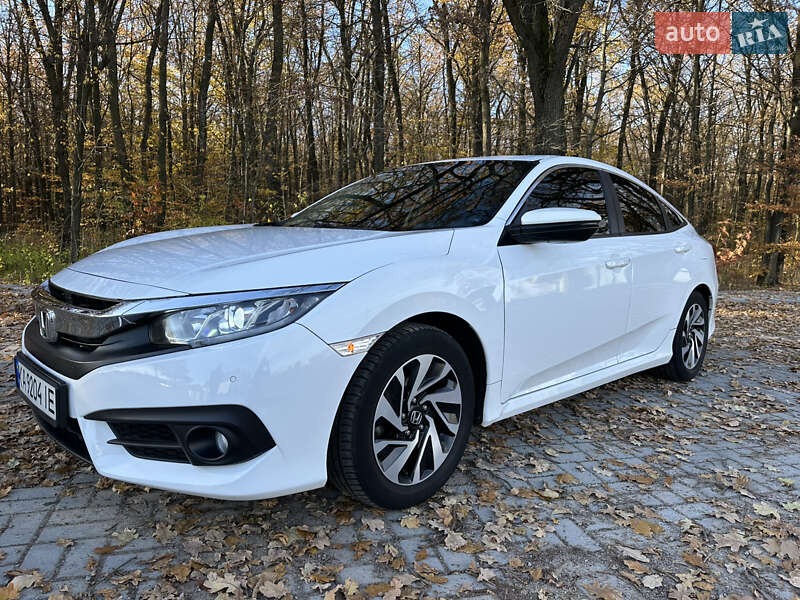 Седан Honda Civic 2017 в Виннице