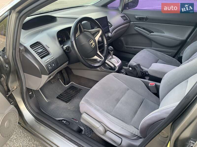 Седан Honda Civic 2007 в Киеве