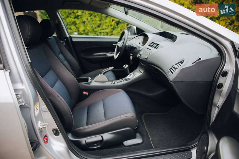 Хэтчбек Honda Civic 2010 в Бучаче