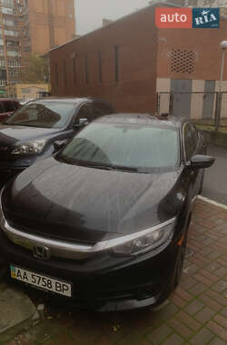 Седан Honda Civic 2017 в Киеве